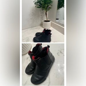 Boys old navy boots